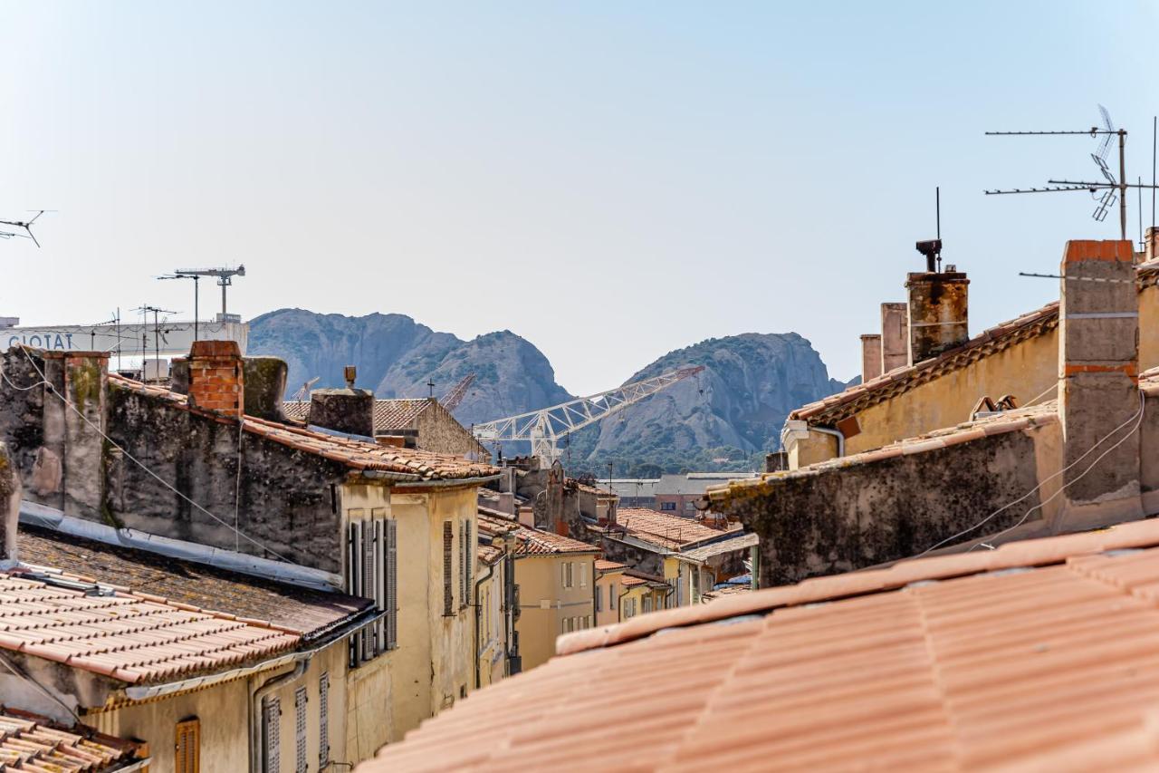 Loft En Ville - Duplex Terrasse Coeur Historique Avec Vue Degagee & Parking Souterrain Offert La Ciotat Exterior photo